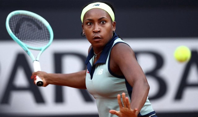 神奇不再！穆霍娃定律失效，高芙澳网八强饮恨