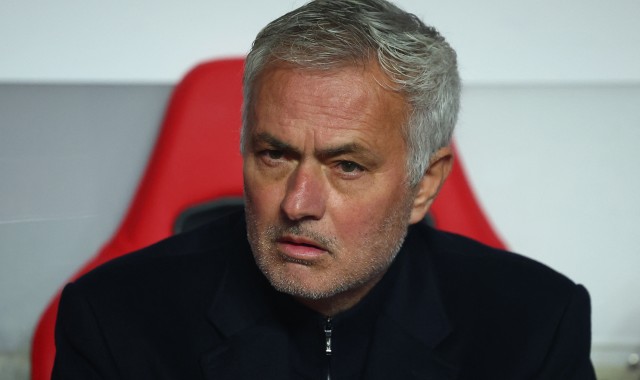 开云登录入口-欧冠生死战！马卡：皇马可能决定穆帅未来，本菲卡赢才有希望晋级