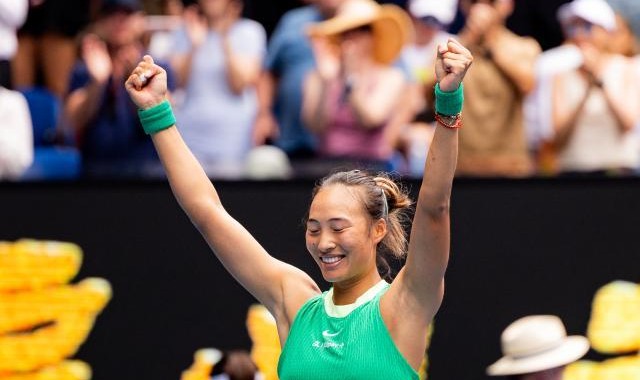 开云app下载-李娜教导郑钦文：“简单点就好，不用想太多”