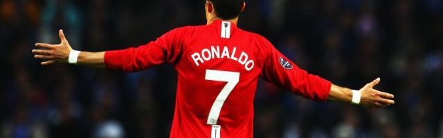 开云app下载-C罗重回曼联立马穿7号？穿7号难度大 他或许穿28号